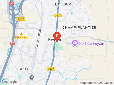 parking Château du Fort Feyzin